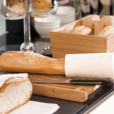 Hotel Nh Palacio Del Duero 4*