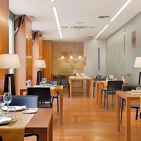 Hotel Nh Palacio Del Duero 4*